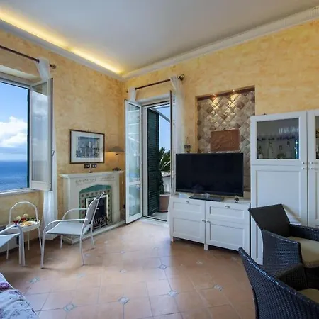 Matisse Apartment *